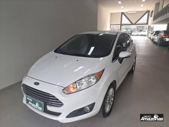 FORD FIESTA 1.6 TITANIUM SEDAN 16V FLEX 4P POWERSHIFT